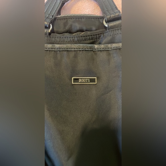 Roots backpack-laptop bag - Picture 1 of 3
